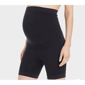 Isabel by Ingrid & Isabel Maternity Active Bike Shorts Black Size M NWT